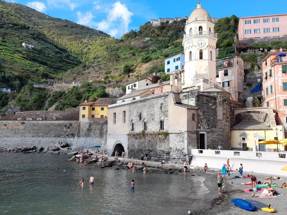 Angilina'S Apartment Vernazza Exterior photo